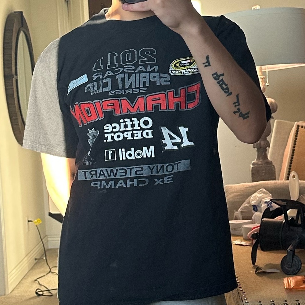 Tony Stewart 2011 Championship 3x champion nascar t-shirt